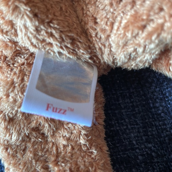 Set of two Ty beanie babies. Fuzz and Huggy. - Picture 10 of 11